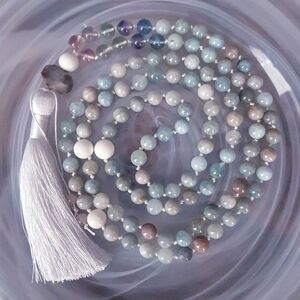 Hand-made Mala. Meditation Mala. Knotted Mala.